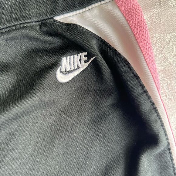 Nike capri pants - Picture 2 of 9